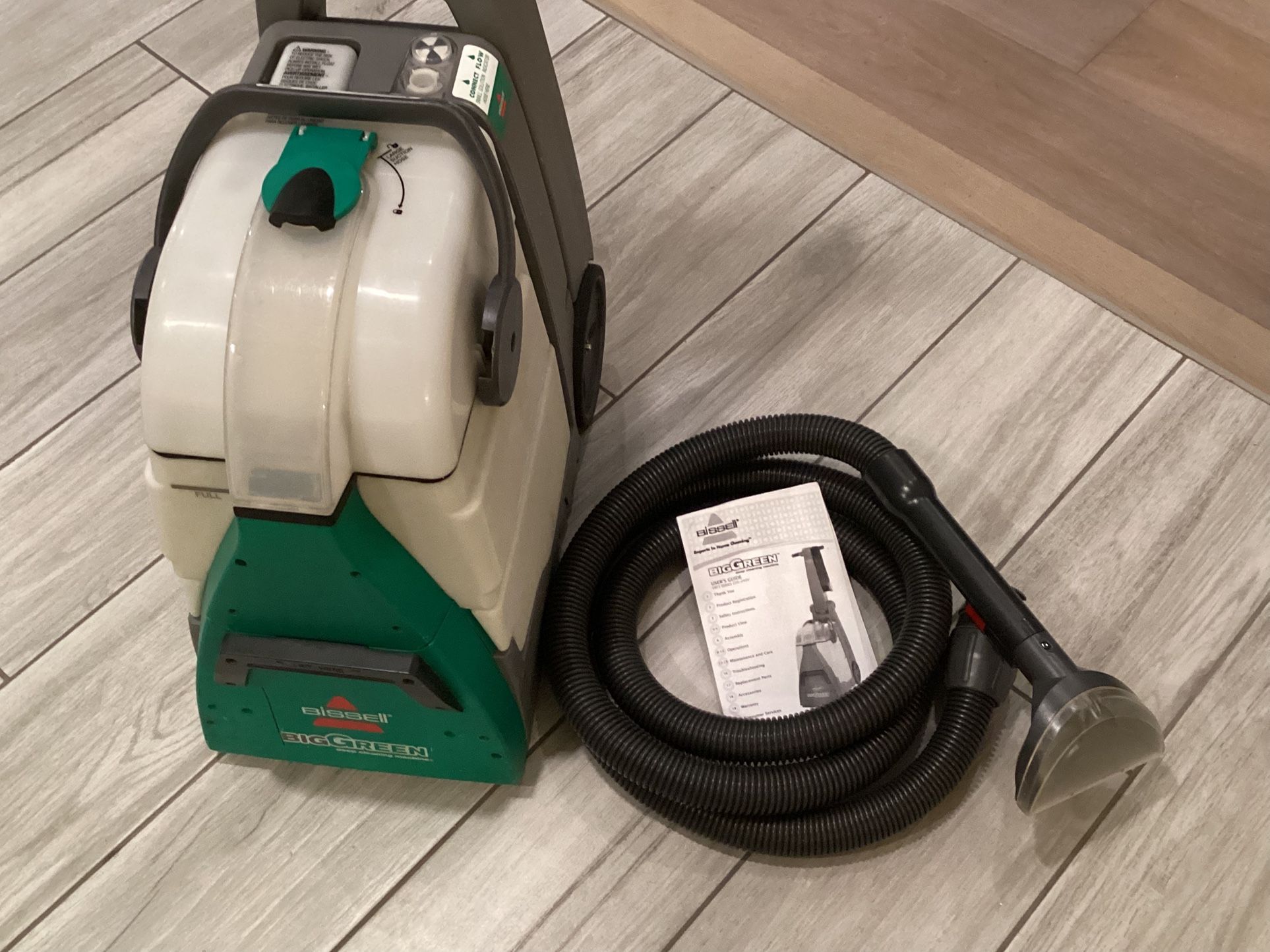 Bissell Big Green Machine With Attachments Xlnt Condition
