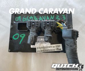 Engine Fuse Box / TIPM for 2009-2010 Dodge Grand Caravan 