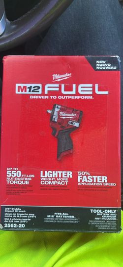3/8” MILWAUKEE M12 STUBBY IMPACT WRENCH