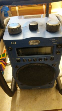 Sangean jobsite radio