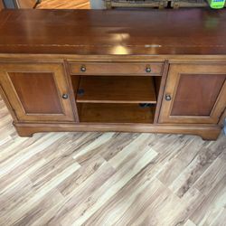 TV Stand/Table