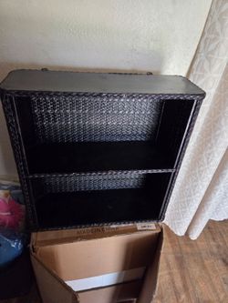 Stoage shelf