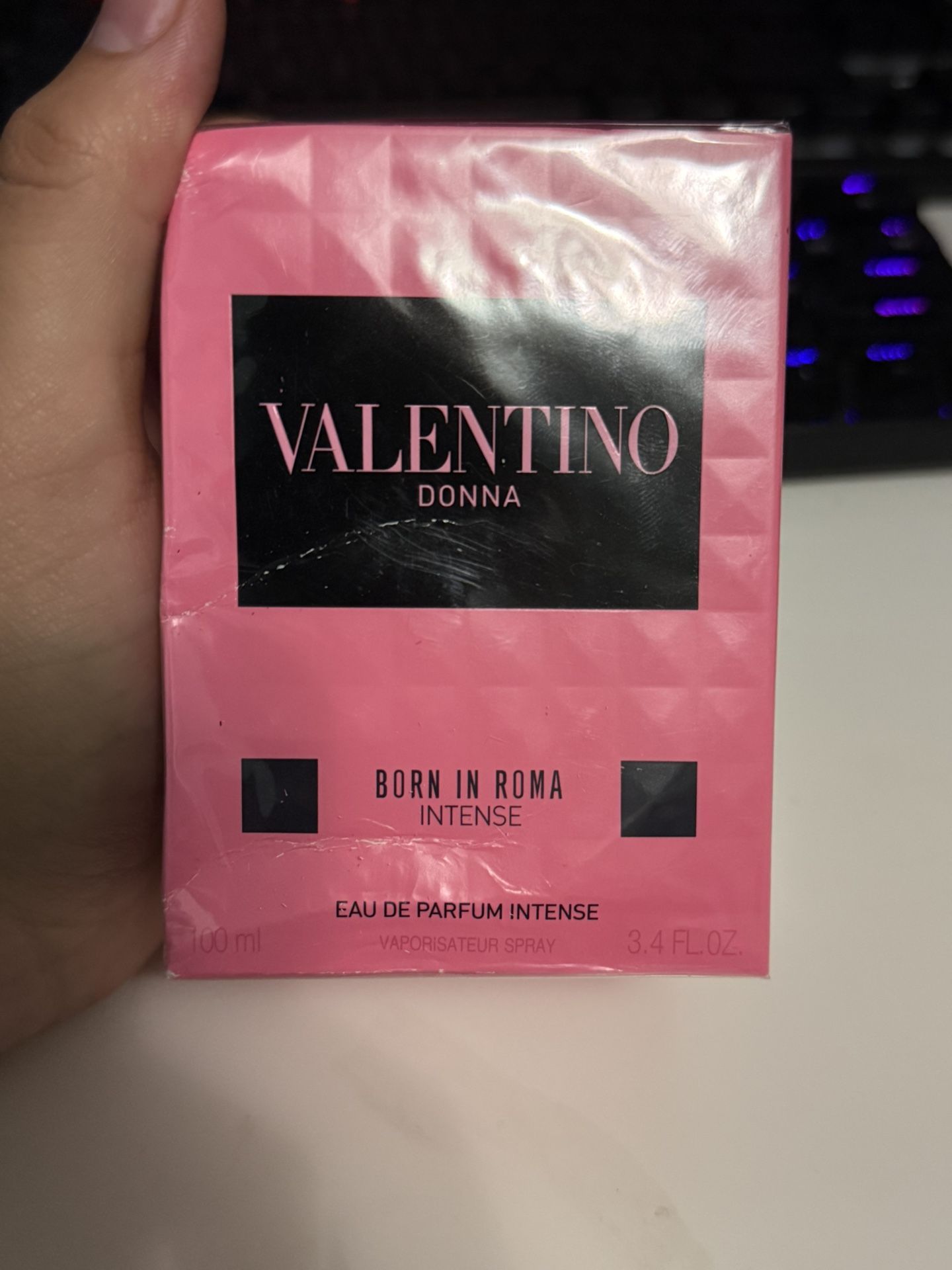 Valentino Donna Cologne 