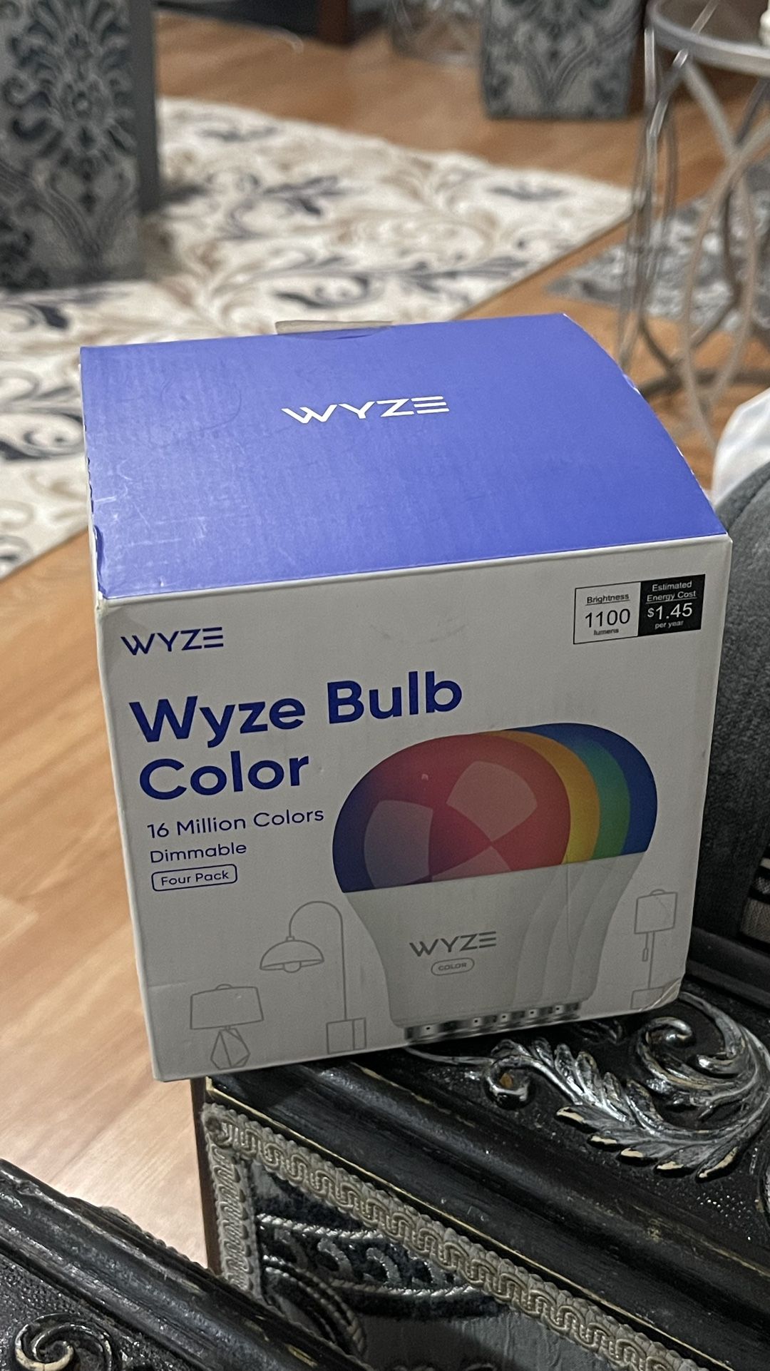 WYZE Bulb Color