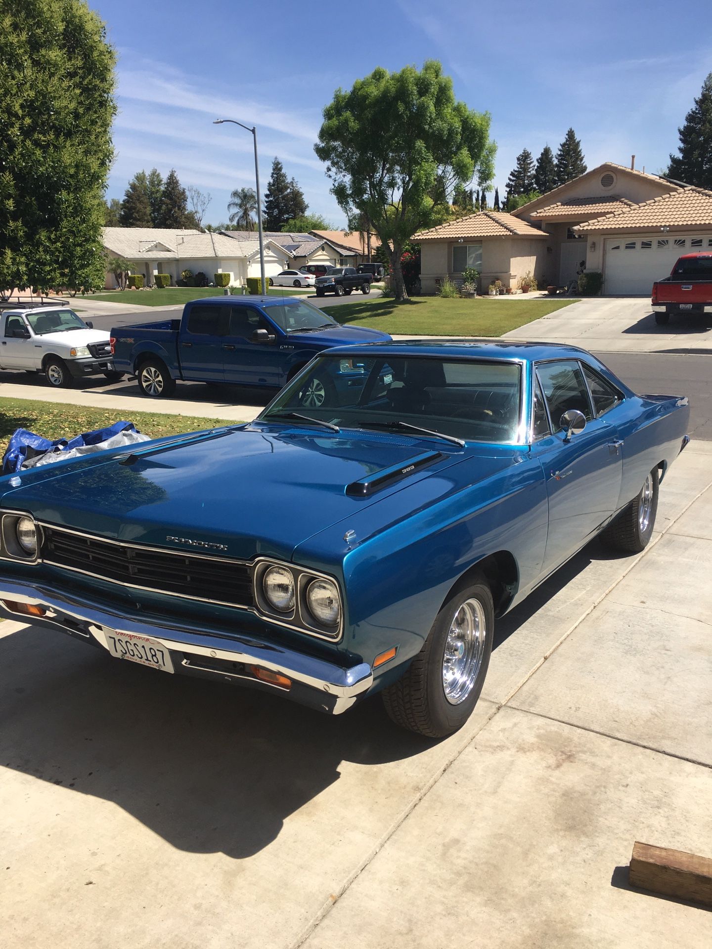 69 Plymouth Roadrunner for Sale in Pumpkin Center, CA - OfferUp