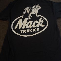 Mack Trucks T-shirt Brand New