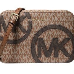 NWOT Michael Kors Jet Set Luggage Medium Camera Monogram Crossbody Bag