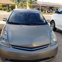 2008  Prrius Touring . 