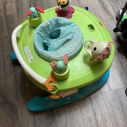 Tiny Love Walker