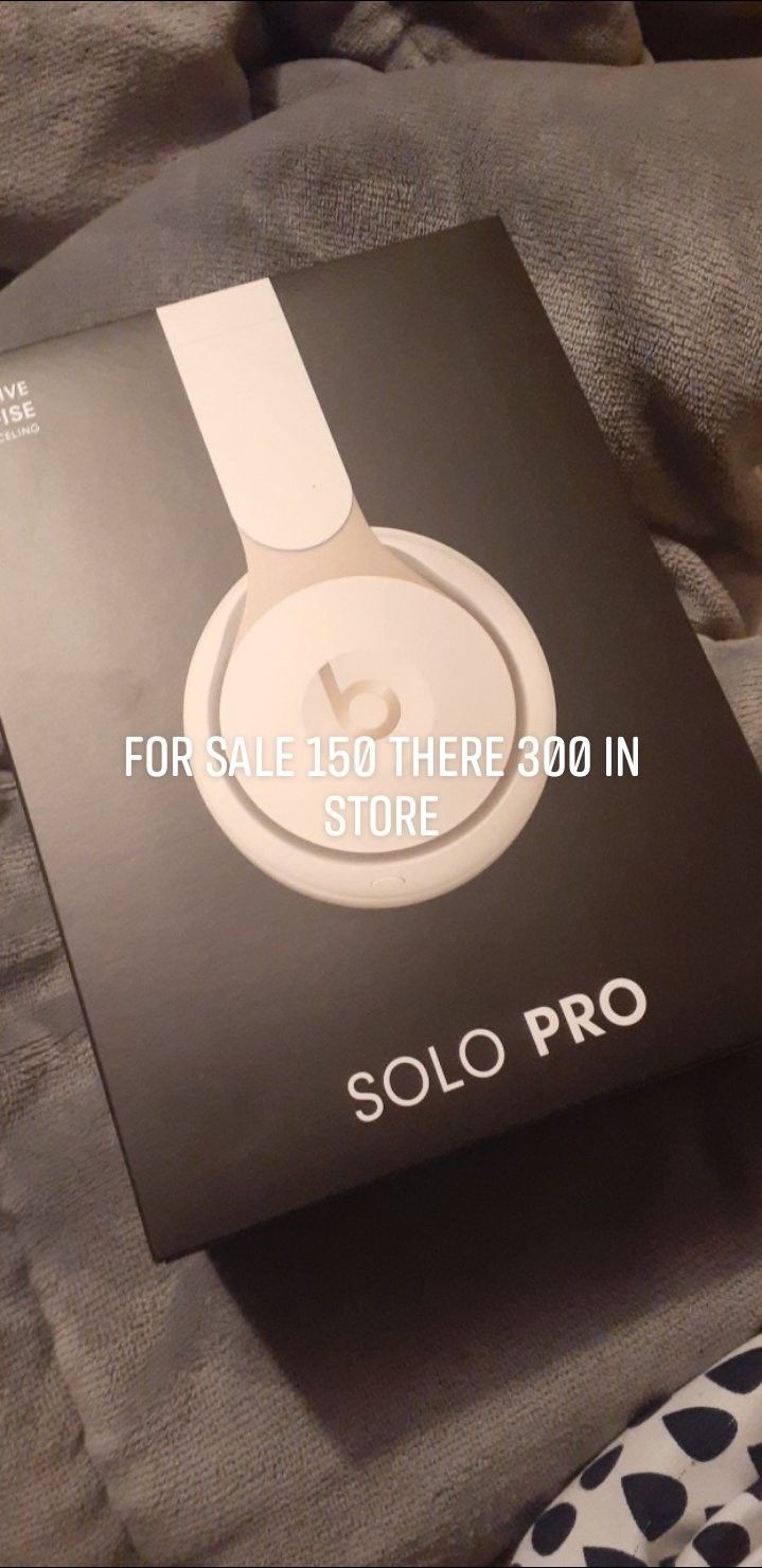 Dre beats ivory