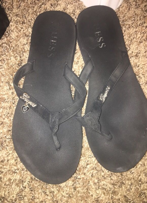 Guess sandals