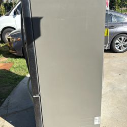 Refrigerator (Kenmore)