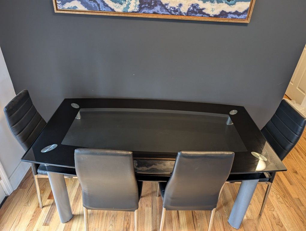 Dining Table With 4 Chairs