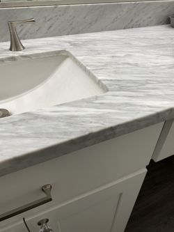 33 ¼” x 26” Remnant Marble Countertop Pre-Fab Piece