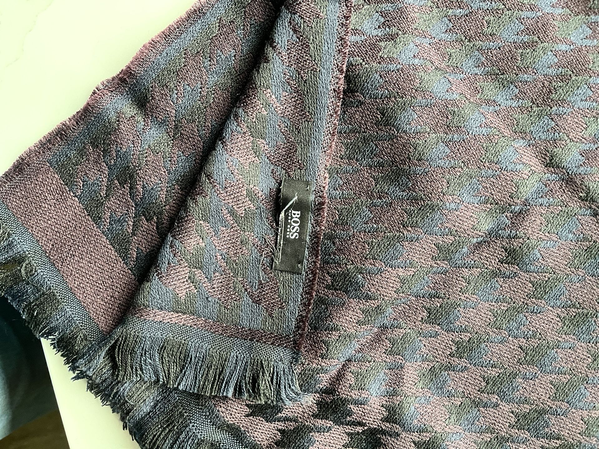 Hugo Boss Men’s Scarf