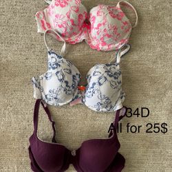 Victoria Secret Padded Non Push Up Bras 34D ( All 3 For 25$) 