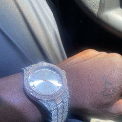 White Gold/Silver  Wrist Watch 