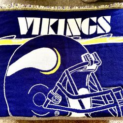 MINNESOTA VIKINGS BUNDLE.  ALL NEW ITEMS. 