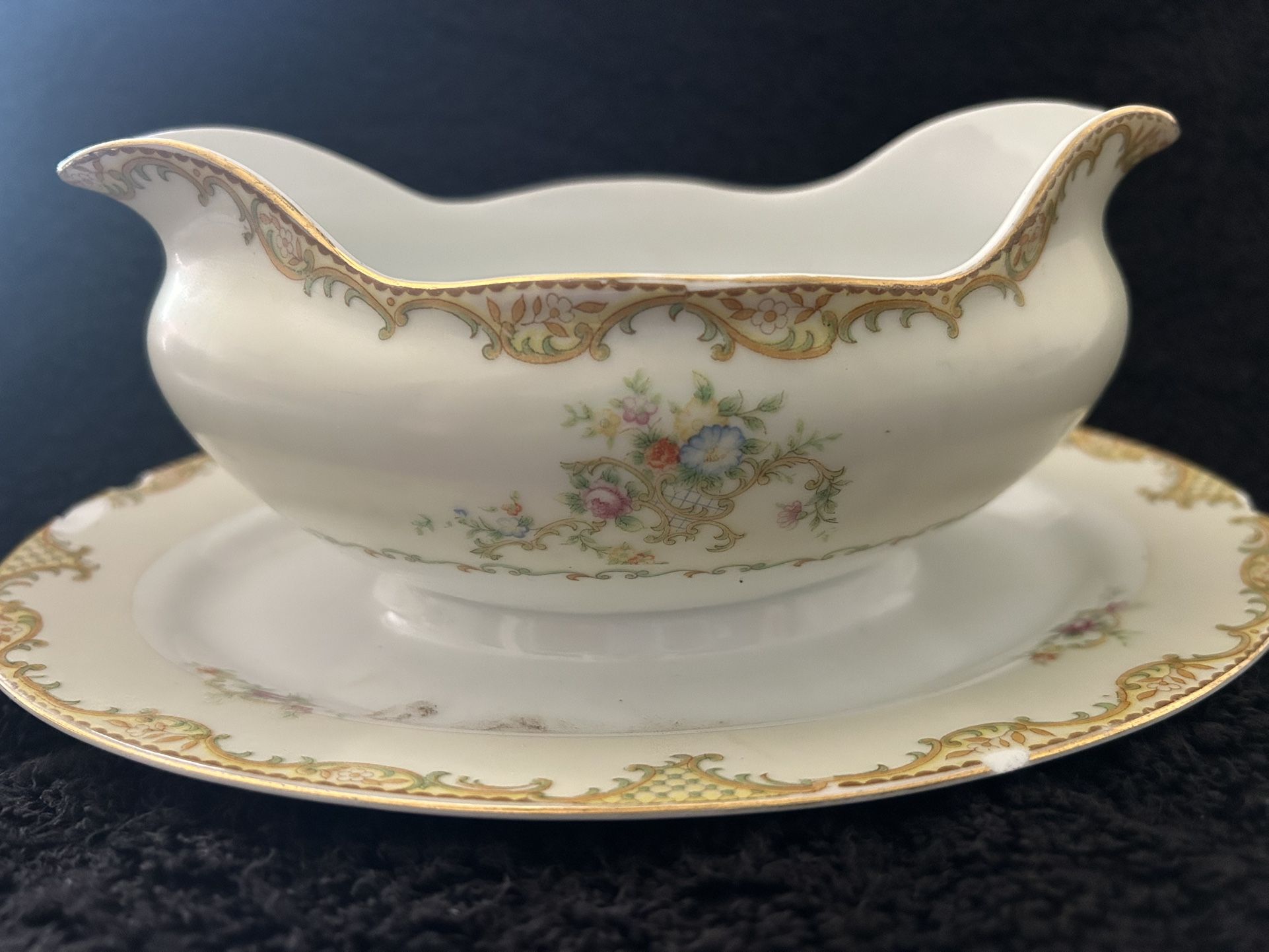 Nimei Brand China, Made In Japan, Gravy Boat