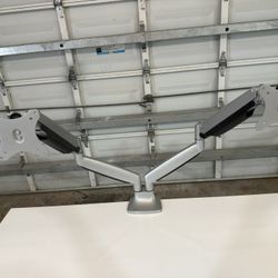 Dual Monitor Arm