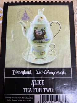 Disney tea set Alice in wonderland