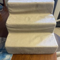 Brand New Pet Stairs 