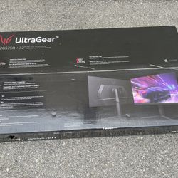 NEW Sealed LG 32GS75Q Ultra Gear 32" Gaming Monitor QHD IPS 180Hz 1ms GtG G-SYNC