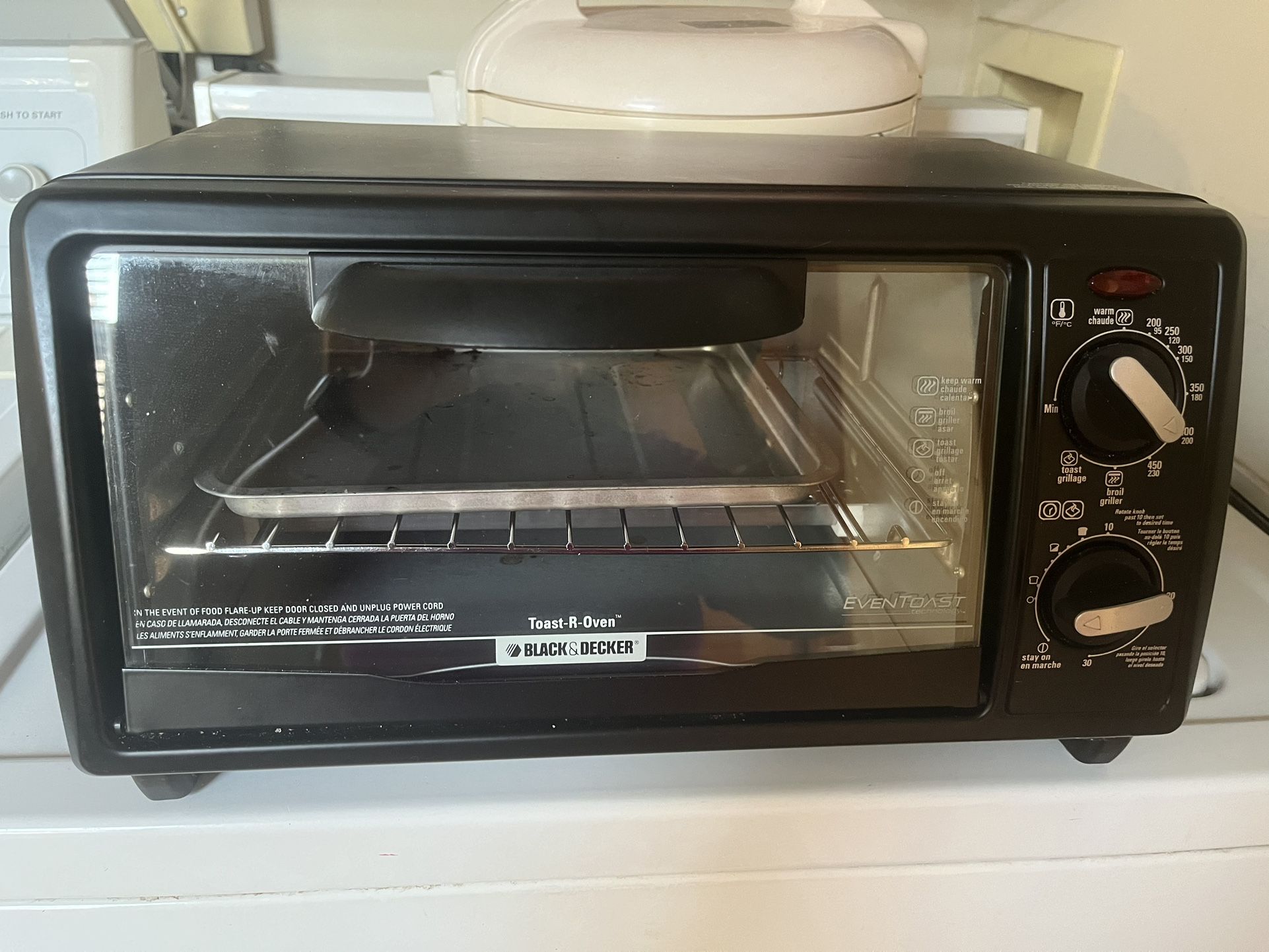 Black & Decker 4-Slice Toast-R-Oven & Broiler