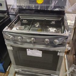 SAMSUNG BLACK STAINLESS STEEL STOVE WITH AIR FRYER 56