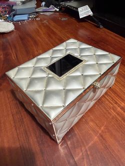 Silver Quilted Jewelry Box with Mirror Lid