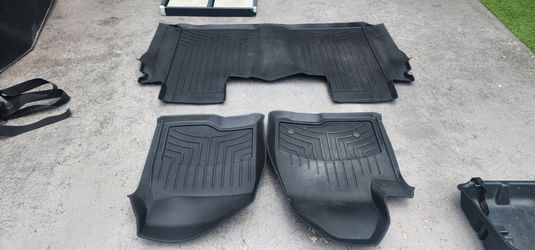 2019 -2026 Chevrolet Sylverado 1500 WeatherTech Hp mat