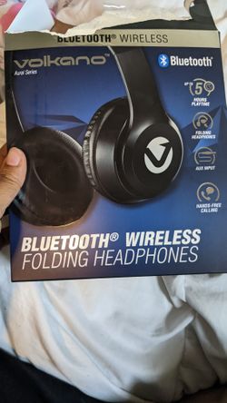 Headphones 