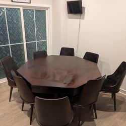 Anime Style Octagon Poker Table