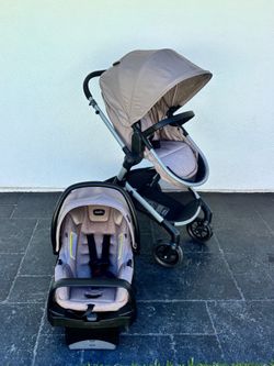 EVENFLO PIVOT MODULAR 3 in 1 BASSINET STROLLER AND CAR SEAT