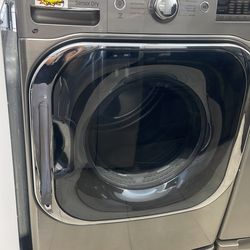 Lg dry in excellent condition