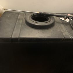 100 Gallon Water Tank