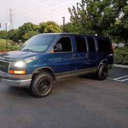 2003 Chevy Express 4x4