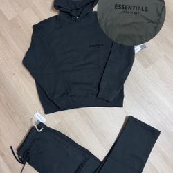 Essential Stretch Limo 