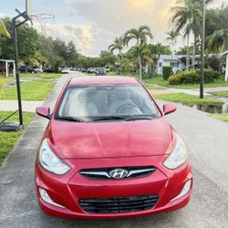 2012 Hyundai Accent