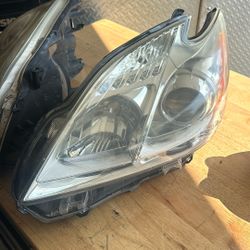 Toyota Prius Headlights 