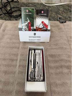 Victorinox Swiss Champ XLT