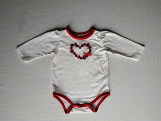 okie dokie 12-18 months baby girls white red flower heart long sleeve bodysuit onesie