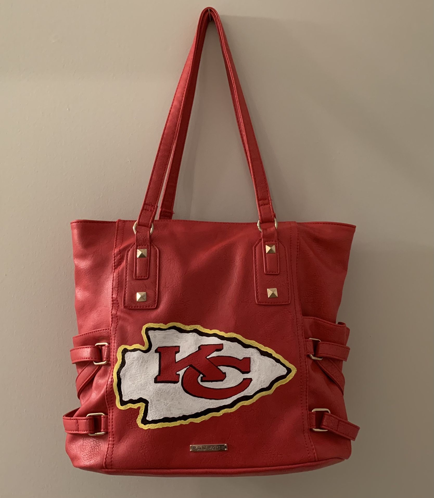 Chiefs purse, Rampage brand custom hand painted logo, excellent condition!