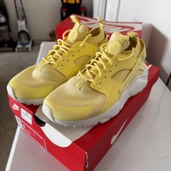 Nike Air Huarache Run Ultra (Lemon Chiffon) - Size M10