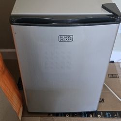 Mini Fridge