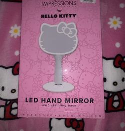 Hello Kitty Impression Mirror