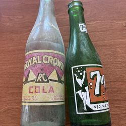 2 old Soda Pop bottles, RC Royal Crown Cola, 7-Up, Los angeles