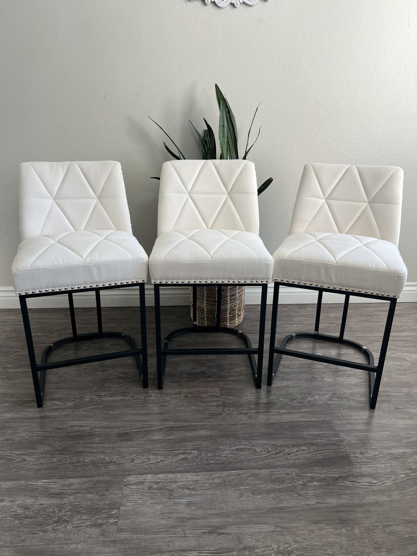LUE BONA 24" Bar Stools Set of 3, Modern Counter Height Stools with 5.5" Thick Cushion and Nailhead, Upholstered Leather Barstools for Kitchen Island,