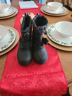 Toddler snow boots