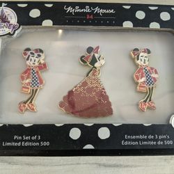 Disney's Minnie Mouse Signature Pin Set 